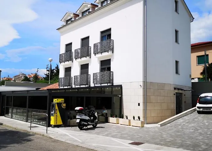 Kid Friendly Hotels in Novi Vinodolski