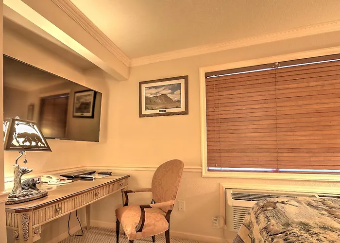 Kid Friendly Hotels in Gardiner