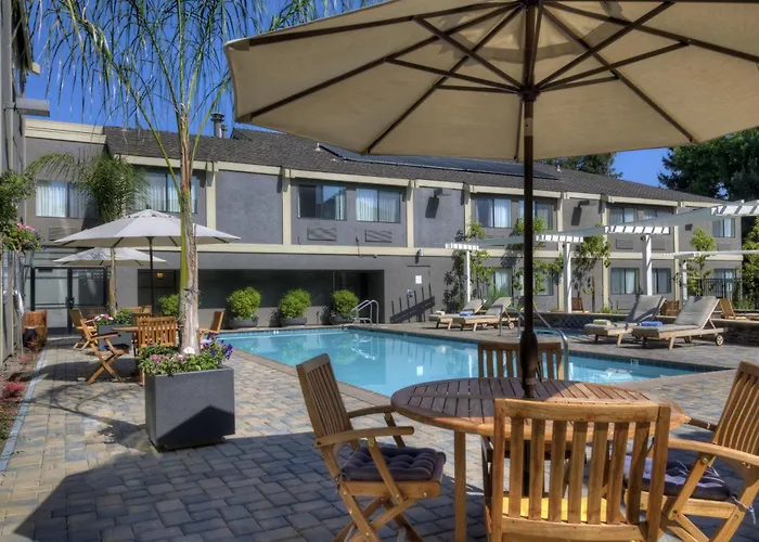 Kid Friendly Hotels in Sunnyvale