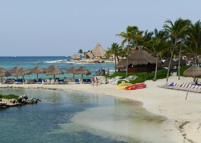 Kid Friendly Hotels in Puerto Aventuras