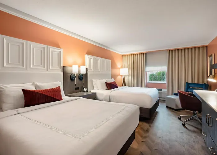 Kid Friendly Hotels in Lewisburg