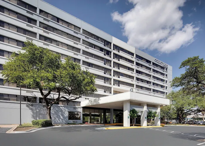 Kid Friendly Hotels in Austin