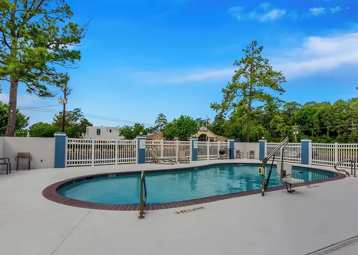 Kid Friendly Hotels in Conroe
