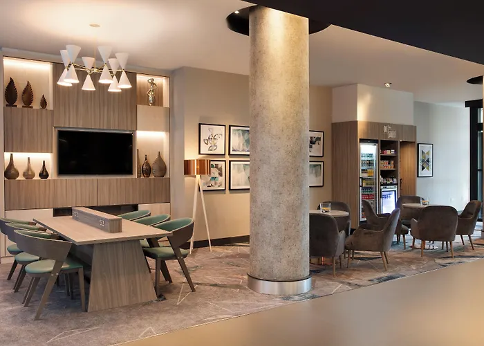 Kid Friendly Hotels in Watford (Hertfordshire)