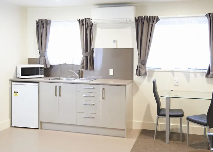 Kid Friendly Hotels in Hamilton