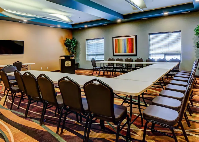 Kid Friendly Hotels in Drayton Valley