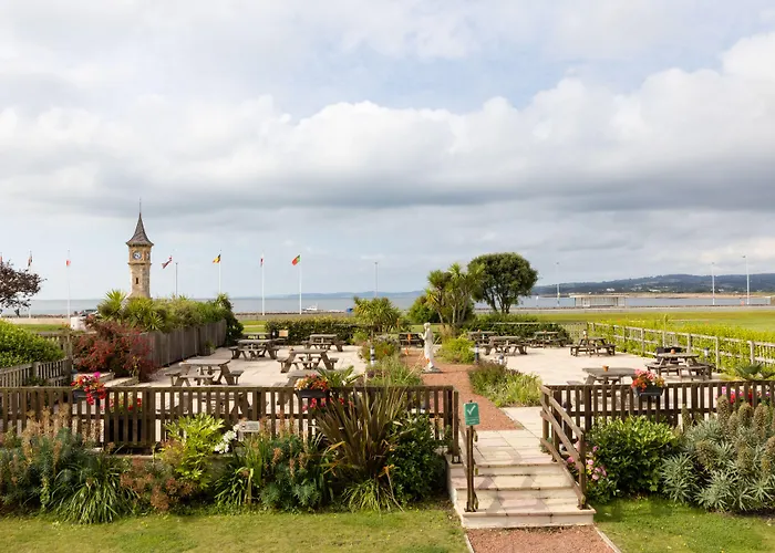 Kid Friendly Hotels in Exmouth