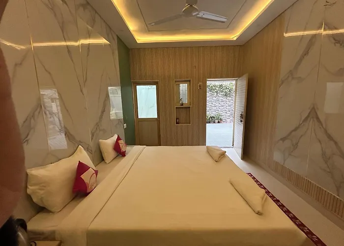 Kid Friendly Hotels in Agra (Uttar Pradesh)
