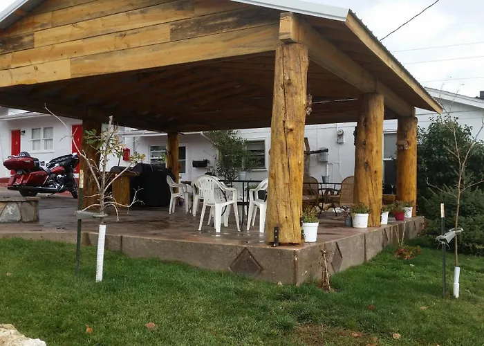 Kid Friendly Hotels in Custer